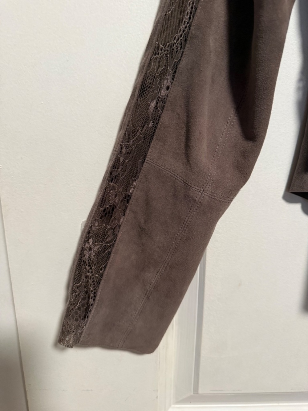 NWT Haute Hippie Suede Lace Open Front Cropped Jacket Size Medium Gray - Picture 9 of 14
